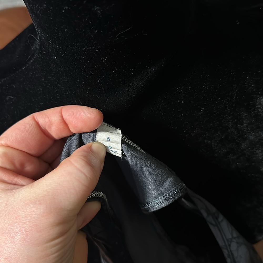Lululemon Racer Back Tank Top - Picture 5 of 5